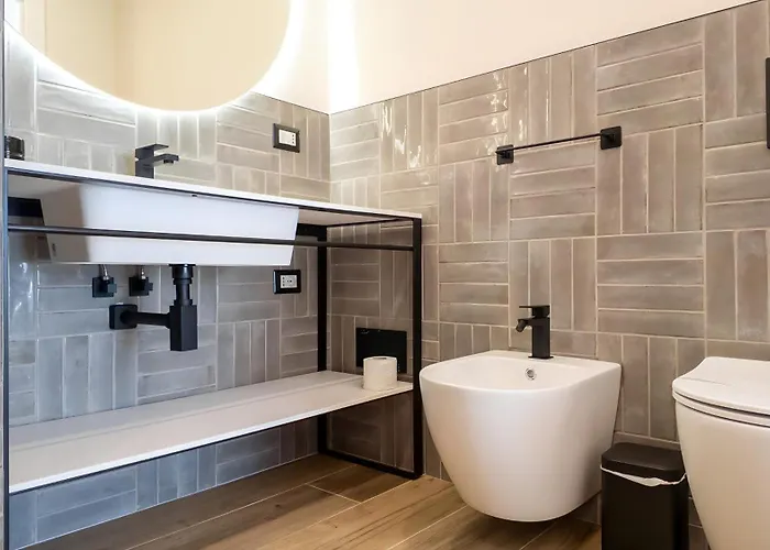 Chic , 2 Vicino Colosseo E Metro Apartment
