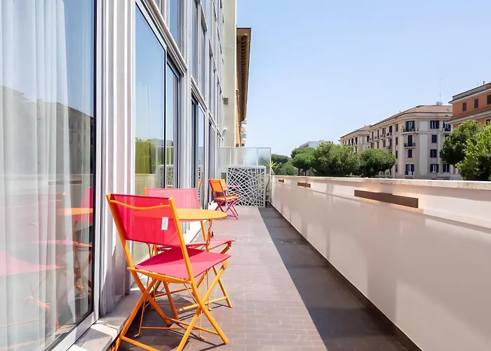 Chic , 2 Vicino Colosseo E Metro Apartment